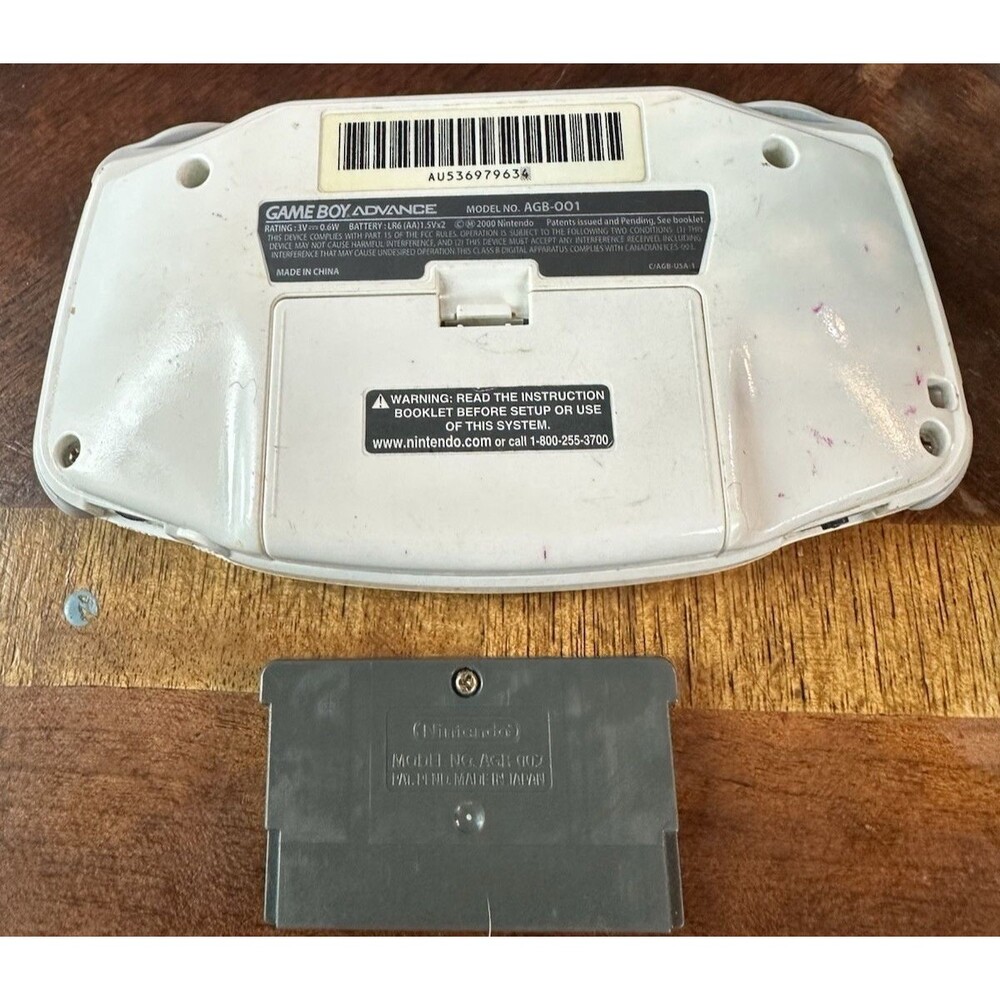 Game Boy Advance Silver Console Nintendo and One Yu-Gi-Oh Game Tested Works - Picture 3 of 11